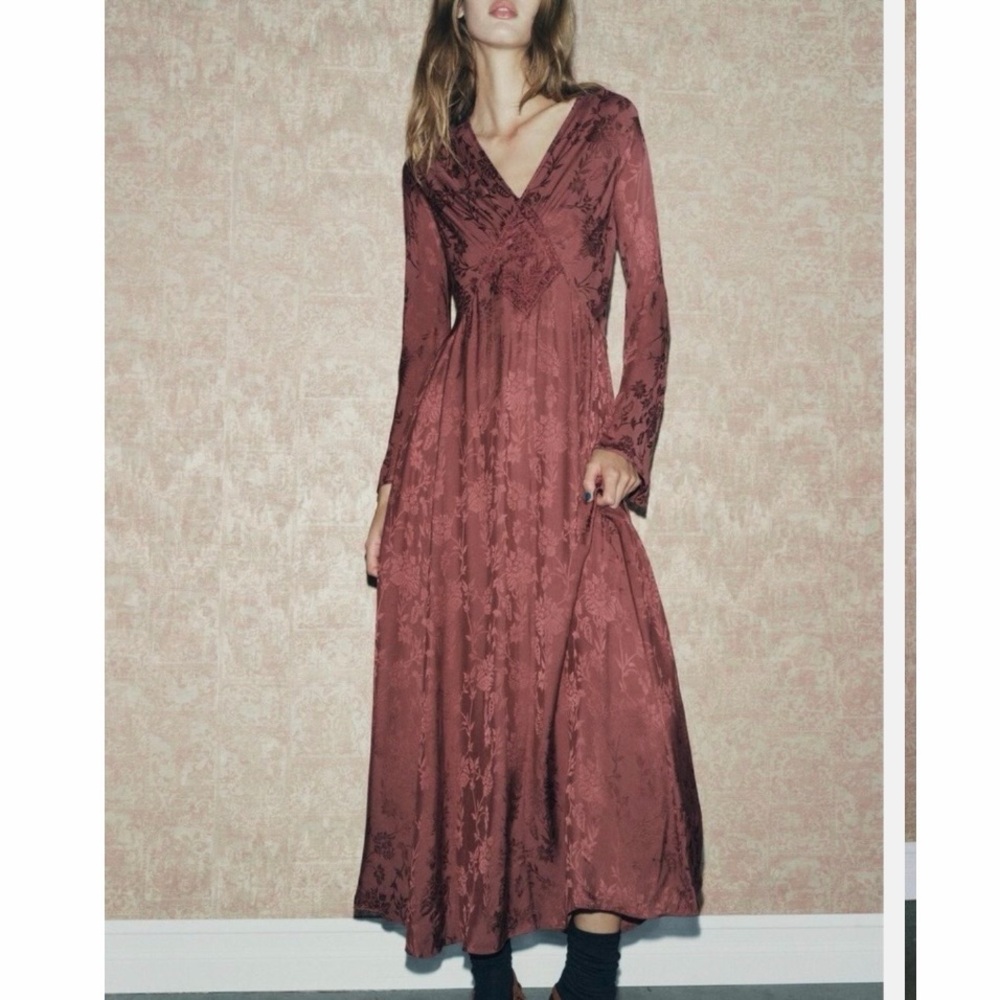 ZARA FW24 BURGUNDY EMBROIDERED JACQUARD MAXI DRESS